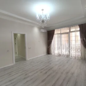 In Baku 80.0 m² apartment is for sale - Image 3