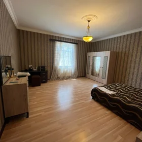 In nan 285.0 m² house with 4.0 rooms is for sale - Image 6