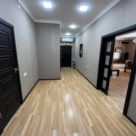 In nan 285.0 m² house with 4.0 rooms is for sale - Image 7
