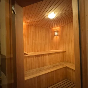 In nan 176.0 m² house with 4.0 rooms is for sale - Image 7