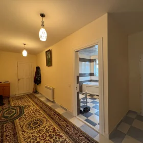 In nan 176.0 m² house with 4.0 rooms is for sale - Image 9