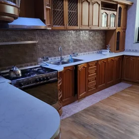 In Baku 150.0 m² apartment is for rent - Image 9