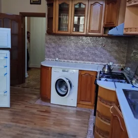 In Baku 150.0 m² apartment is for rent - Image 10