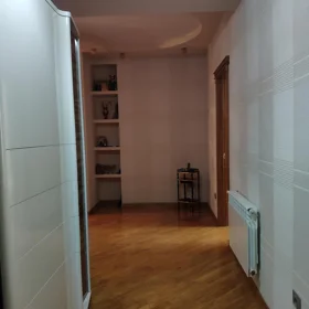 In Baku 170.0 m² apartment is for rent - Image 4