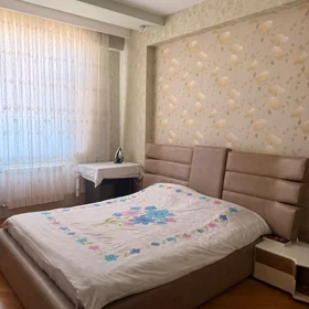 In Baku 170.0 m² apartment is for rent - Image 6