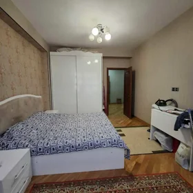 In Baku 115.0 m² apartment is for sale - Image 5