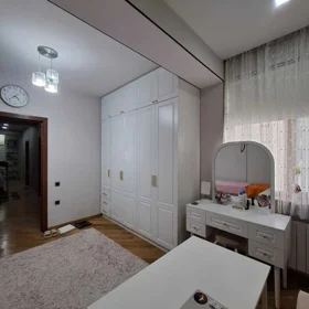 In Baku 115.0 m² apartment is for sale - Image 7