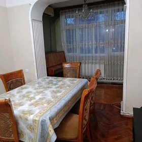In Baku 70.0 m² apartment is for rent - Image 2