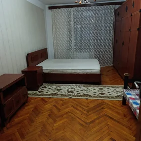 In Baku 70.0 m² apartment is for rent - Image 3