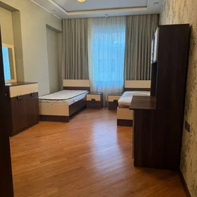 In Baku 120.0 m² apartment is for rent - Image 3