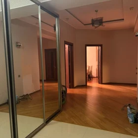 In Baku 120.0 m² apartment is for rent - Image 4