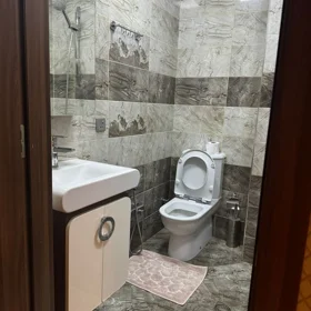 In Baku 120.0 m² apartment is for rent - Image 7