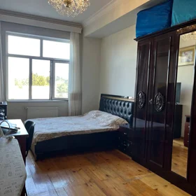 In Baku 91.0 m² apartment is for sale - Image 5