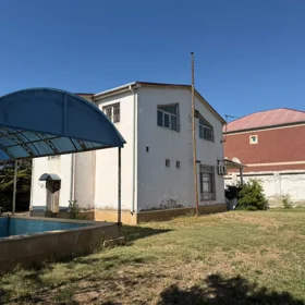 In nan 135.0 m² house with 4.0 rooms is for sale - Image 3