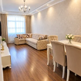 In Baku 90.0 m² apartment is for rent - Image 2