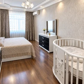 In Baku 90.0 m² apartment is for rent - Image 6