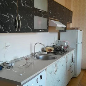 In Baku 70.0 m² apartment is for rent - Image 4