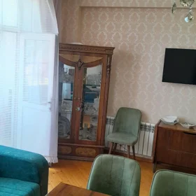 In Baku 70.0 m² apartment is for rent - Image 6
