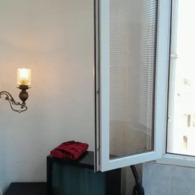 In Baku 70.0 m² apartment is for rent - Image 7