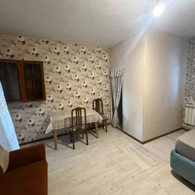 In Binəqədi rayonu 30.0 m² house with 1.0 rooms is for rent - Image 2