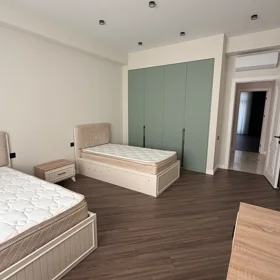 In Baku 152.0 m² apartment is for rent - Image 8