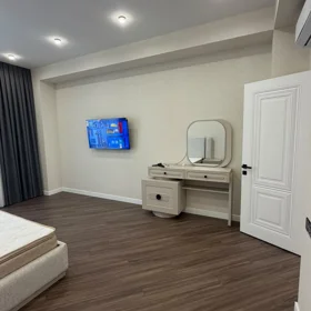 In Baku 152.0 m² apartment is for rent - Image 10