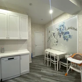 In Baku 90.0 m² apartment is for rent - Image 3
