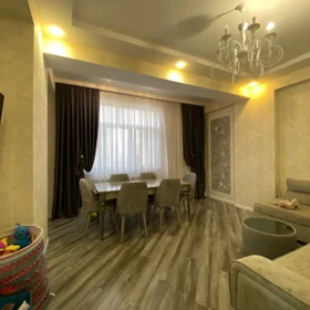 In Baku 90.0 m² apartment is for rent - Image 5