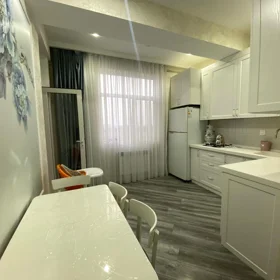 In Baku 90.0 m² apartment is for rent - Image 6