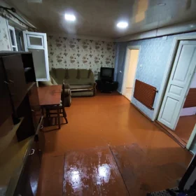 In Baku 65.0 m² house with 3.0 rooms is for rent - Image 5