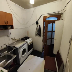 In Baku 65.0 m² house with 3.0 rooms is for rent - Image 9