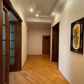 In Baku 80.0 m² apartment is for rent - Image 10