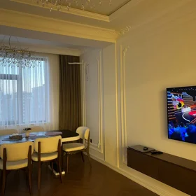 In Baku 120.0 m² apartment is for sale - Image 4