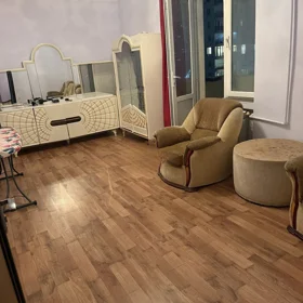 In Baku 60.0 m² apartment is for rent - Image 5