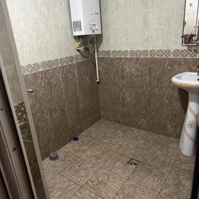 In Baku 60.0 m² apartment is for rent - Image 8
