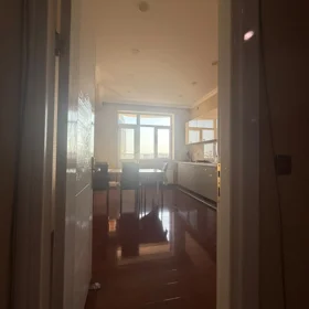In Baku 150.0 m² apartment is for rent - Image 10