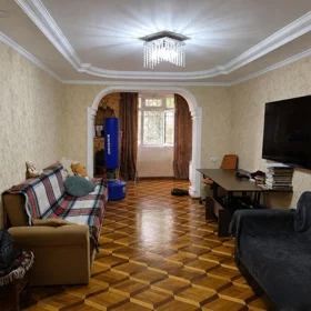 In Baku 88.0 m² apartment is for sale - Image 3
