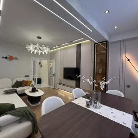 In Baku 120.0 m² apartment is for sale - Image 9