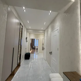 In Baku 120.0 m² apartment is for sale - Image 10