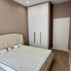 In Baku 116.0 m² apartment is for rent - Image 4
