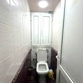 In Baku 65.0 m² apartment is for sale - Image 2