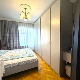 In Baku 65.0 m² apartment is for sale - Image 4