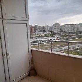 In Baku 110.0 m² apartment is for rent - Image 4