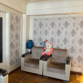 In Baku 85.0 m² apartment is for rent - Image 3