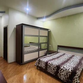 In Baku 185.0 m² apartment is for rent - Image 10