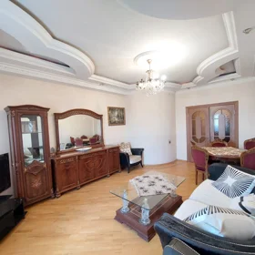 In Baku 130.0 m² apartment is for rent - Image 4