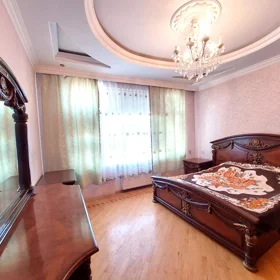 In Baku 130.0 m² apartment is for rent - Image 7