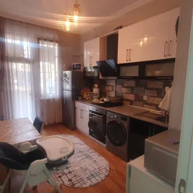 In Baku 70.0 m² apartment is for rent - Image 7