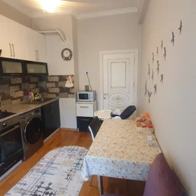In Baku 70.0 m² apartment is for rent - Image 8