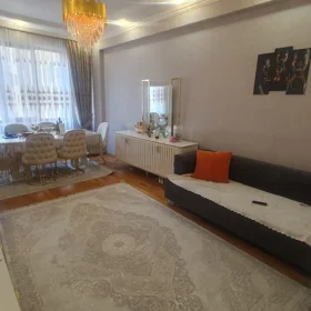 In Baku 70.0 m² apartment is for rent - Image 9
